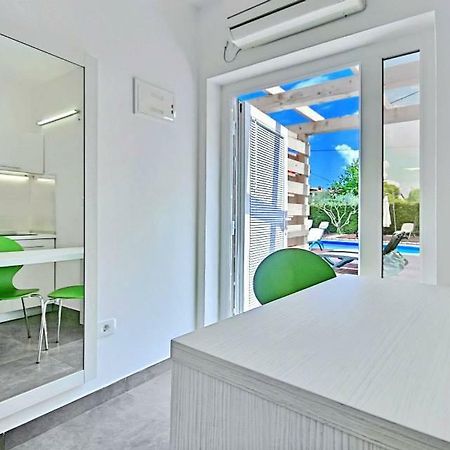 Apartmani Elio أوماغ المظهر الخارجي الصورة